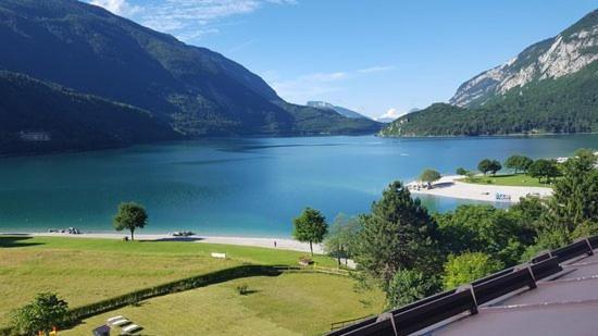 Chalet Arianna Apartment Molveno Luaran gambar